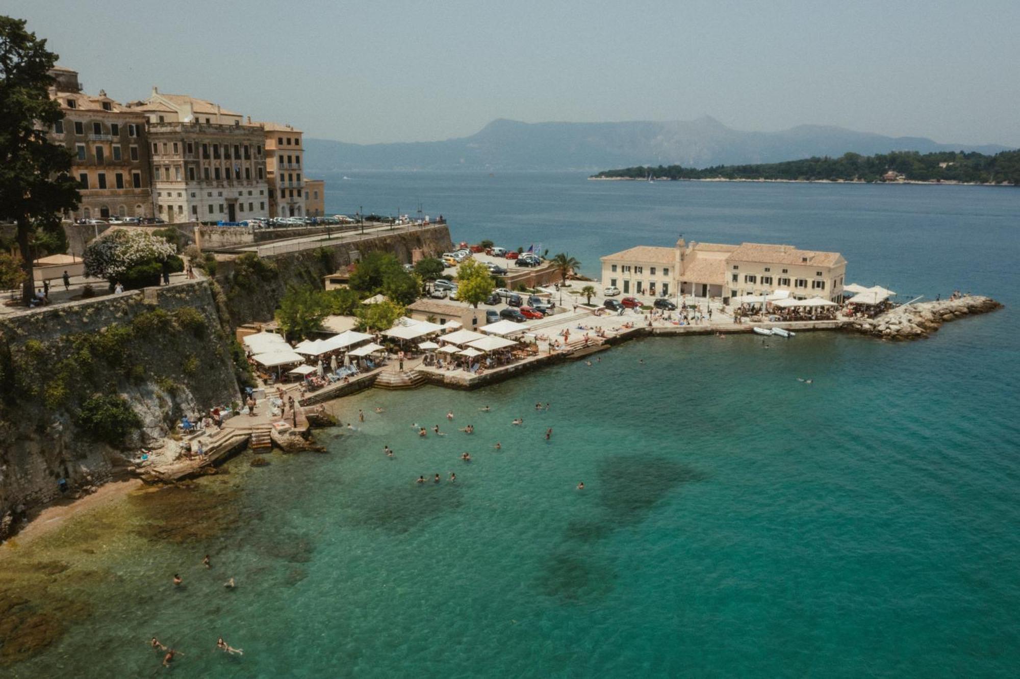 Saint'S Alley Suite Corfu  ภายนอก รูปภาพ