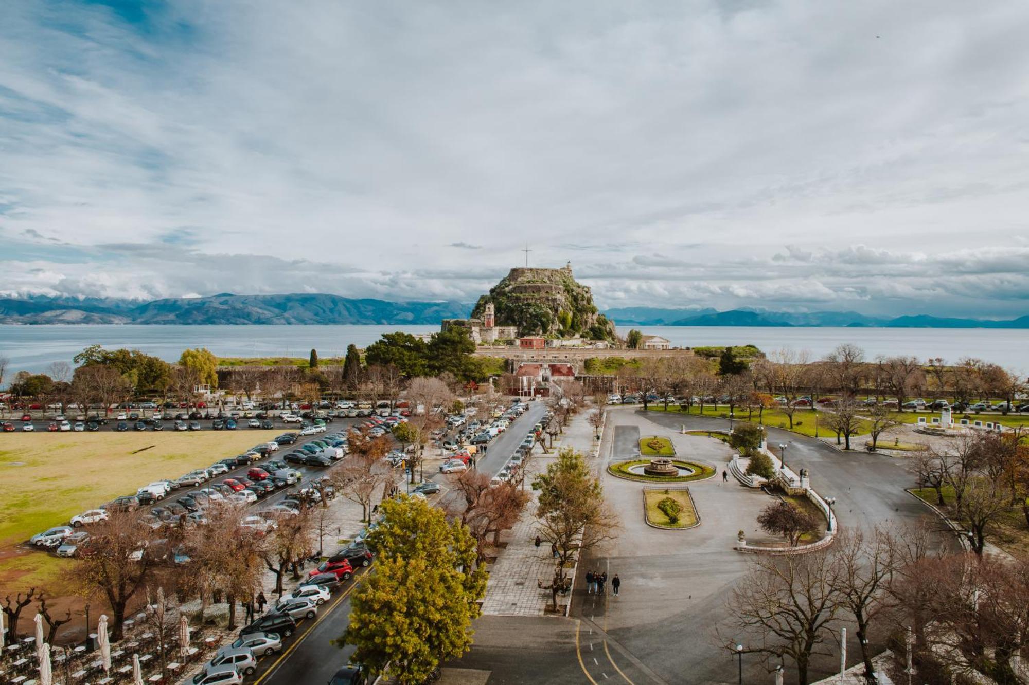 Saint'S Alley Suite Corfu  ภายนอก รูปภาพ