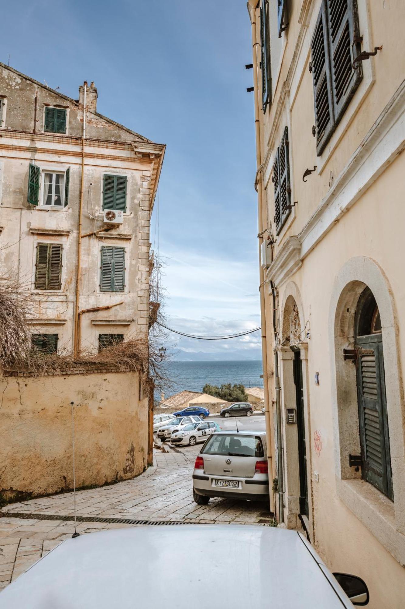 Saint'S Alley Suite Corfu  ภายนอก รูปภาพ